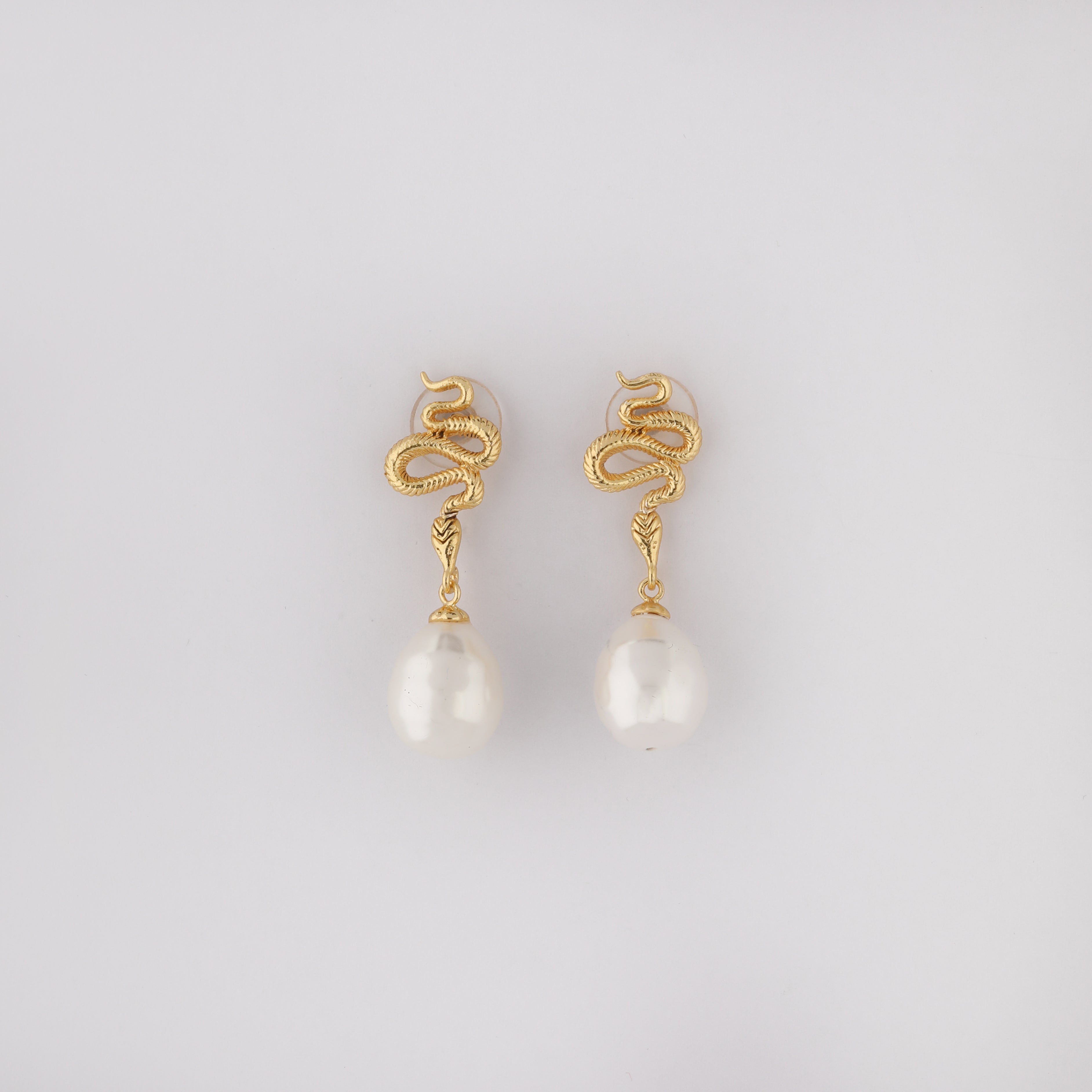 Serpent Pearl Drop Küpe