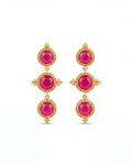Fuchsia Trio Küpe - üç yuvarlak fuşya taşlı altın kaplama küpe, ürün görseli