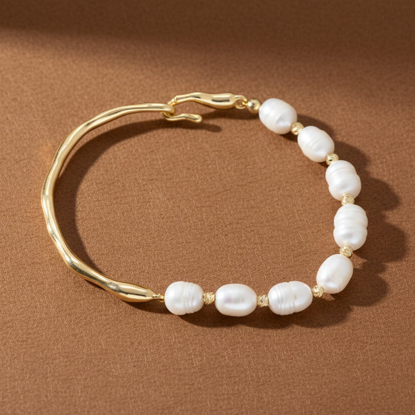 Aurea Pearl Curve Bileklik